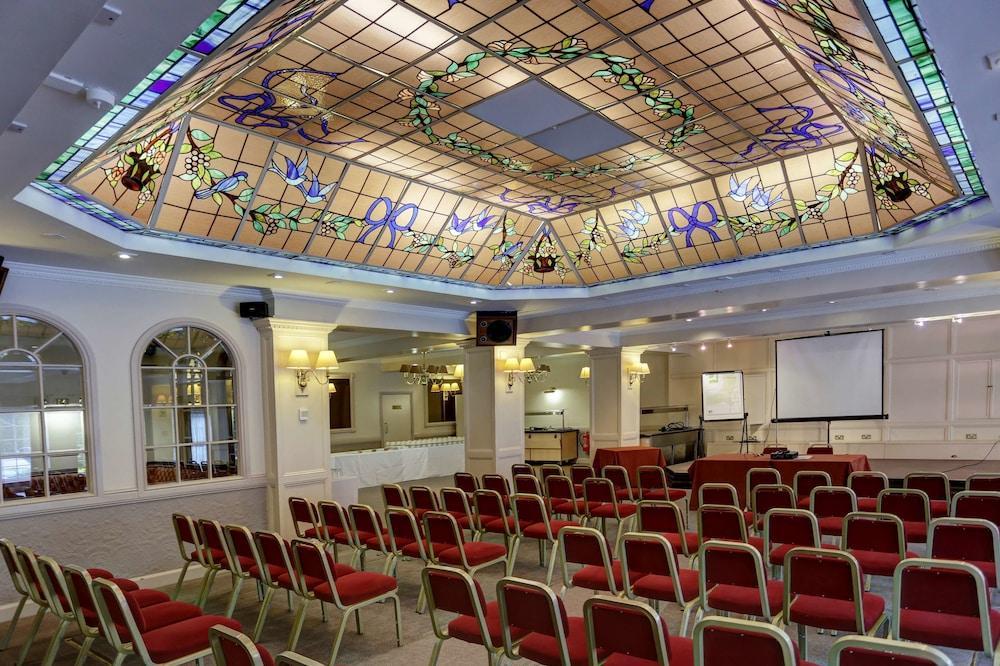 Best Western The Westley Hotel Бирмингам Екстериор снимка